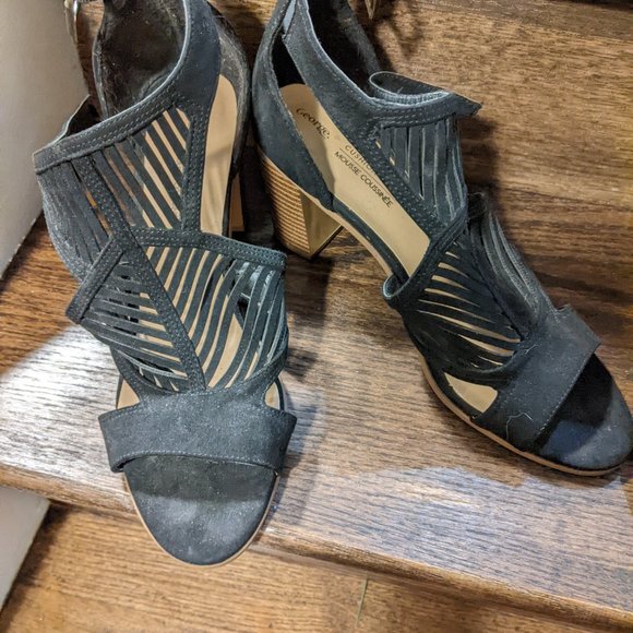 3 pairs of size 9 women sandals - all new ! - Picture 2 of 5